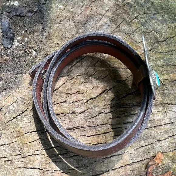 Vintage Leather Wrap with Turquoise Stone - Picture 2 of 4